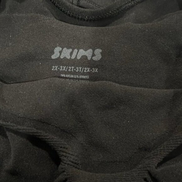 Skims 2X/3X sculpting thong bodysuit compression black slimming  NWOT MSRP $70 - Picture 4 of 6